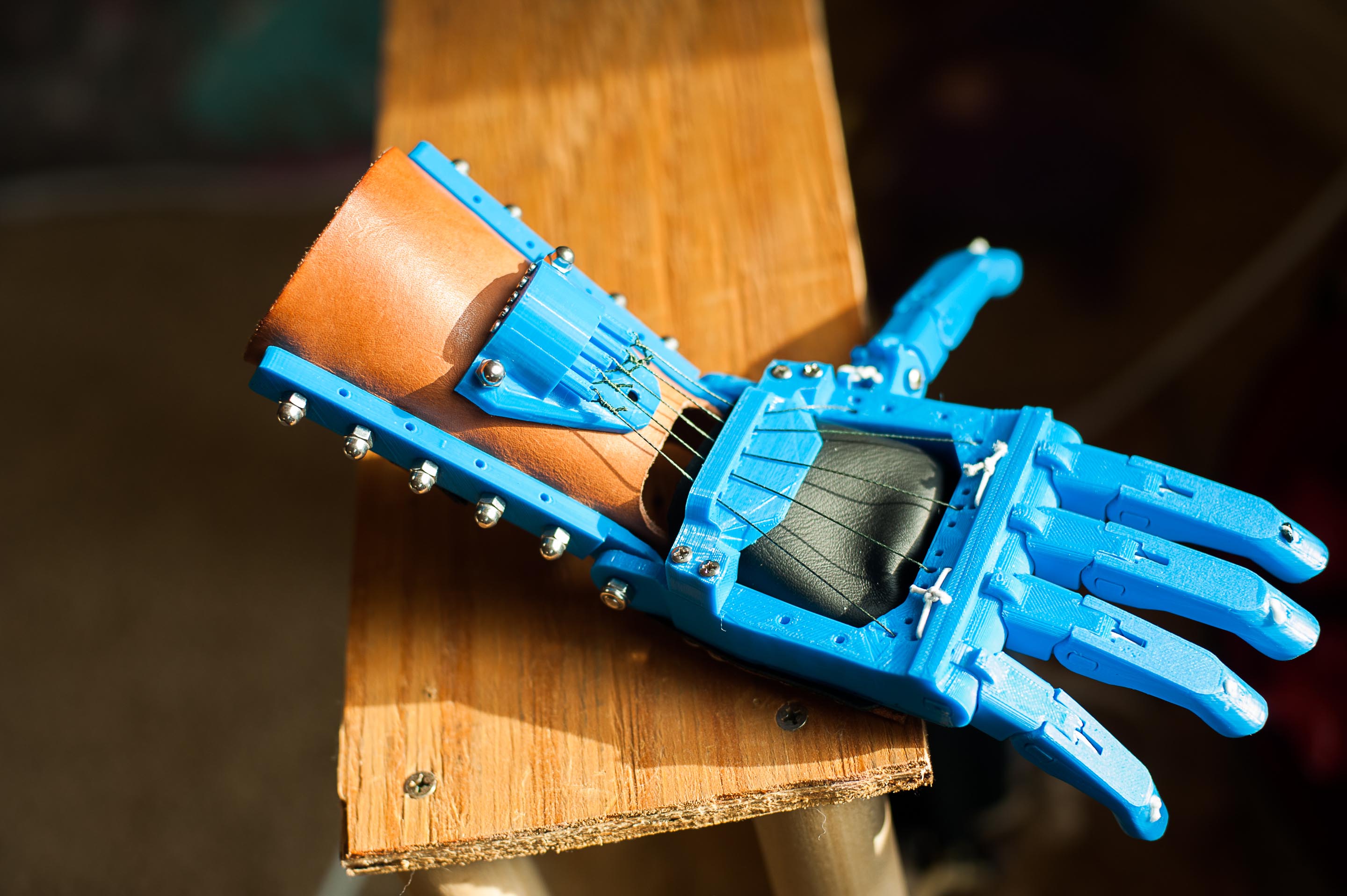 Три д руки. 3d Printed prosthetic hand. Механический протез кисти. Рука робота. Протез руки на 3д принтере.